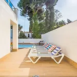 فيلة Bonilla